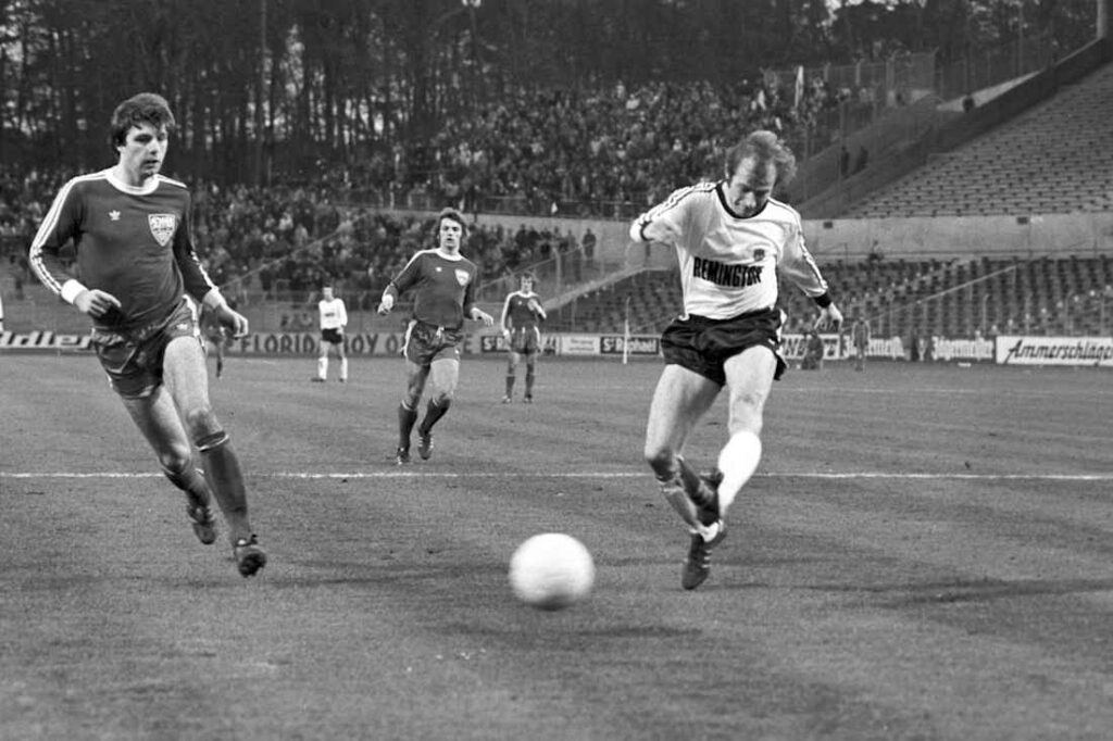 03 eintracht frankfurt vfb stuttgart 1974 neuberger 9cb0