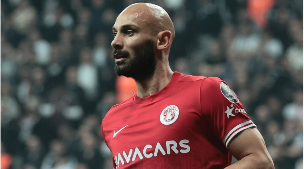 omer toprak antalyaspor 1705421735 126562.jpg