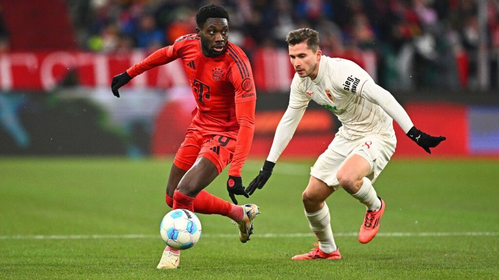 bayern munchen a avansat in negocierile cu alphonso davies.jpg